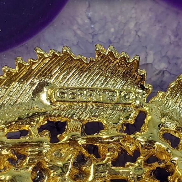 Vintage Signed Gerry's Gold Tone Pearl Aqua Blue Crystal Rhinetsone Leaf Brooch - Picture 11 of 14